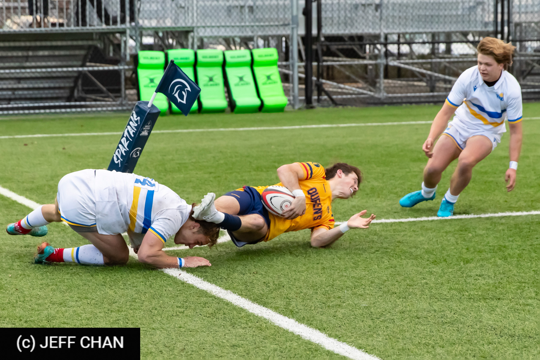  Queen's University - University of Victoria - Rugby - CANUMENS 2023 - Quarter final - Queen's vs UVic by Jeff Chan (#CANUMENS2301) Photo by: Jeff Chan | Siuxy Sports 2023-11-15