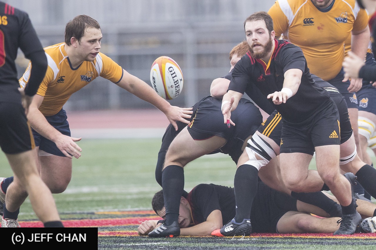 Thomas Di FIORE - Cody WEESE-BURTON -  University of Victoria - University of Guelph - Rugby - CANUMENS 2017 - U Victoria vs U Guelph - by Jeff Chan (#CANUMENS1702) Photo by: Jeff Chan | Siuxy Sports 2017-11-18