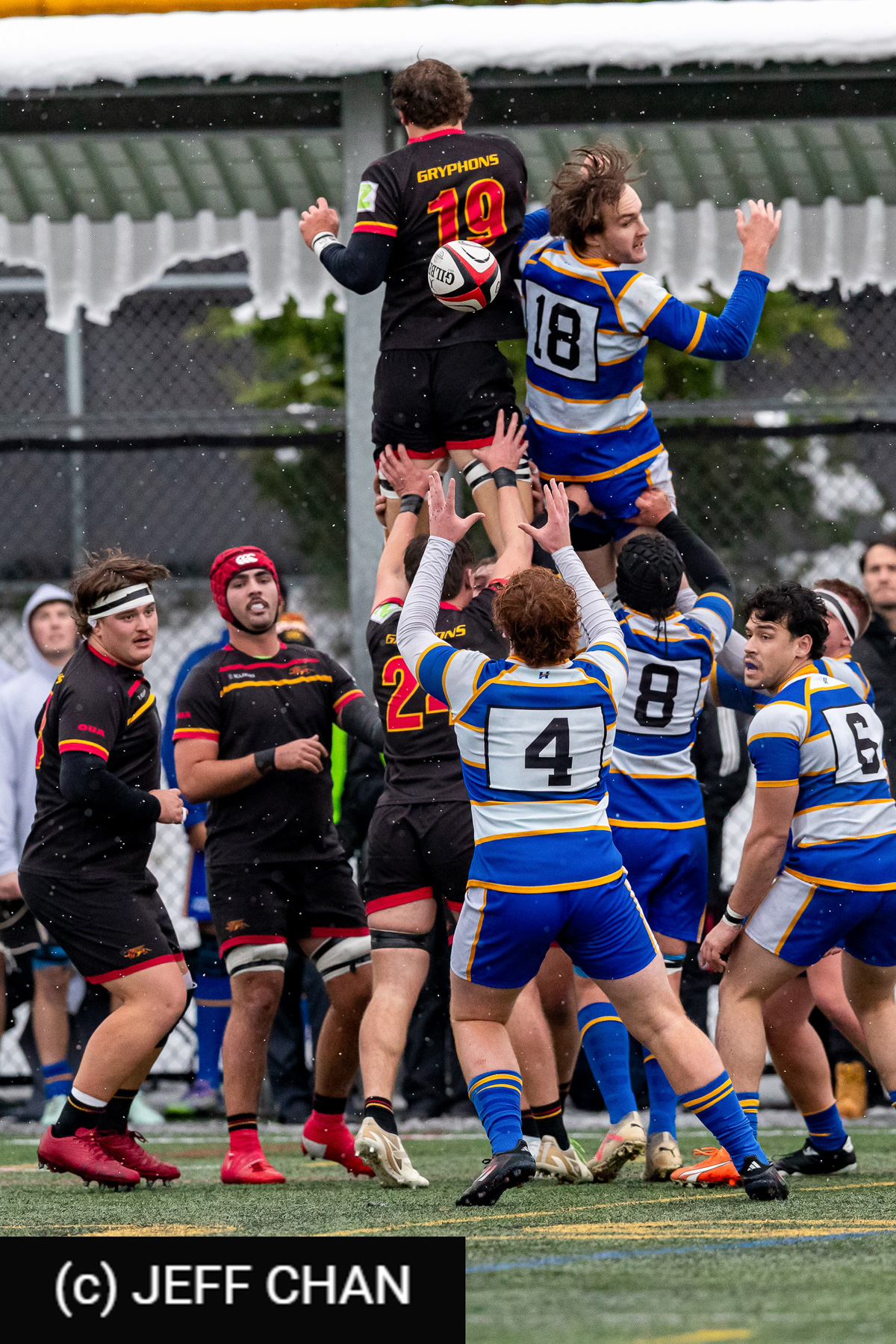 Sebastiano De GRANDIS - Restum SHAKIRI -  University of Guelph - University of British Columbia Okanagan - Rugby - CANUMENS 2025 - University of Guelph v University of British Columbia Okanagan - Game#2 by Jeff Chan (#CANUMENS2572) Photo by: Jeff Chan | Siuxy Sports 2025-11-12