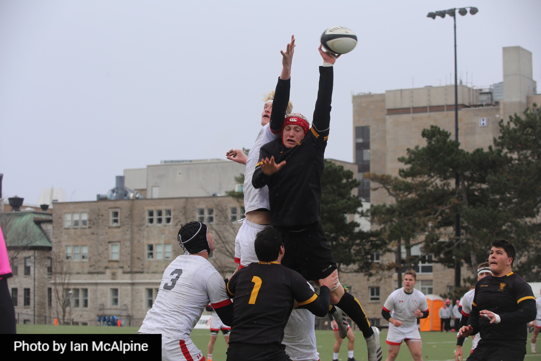 Matthew YOUNG -  Royal Military College of Canada - Dalhousie University - Rugby - CANUMENS 2021 - RMC of Canada vs Dalhousie U - by Jeff Chan (#CANUMENS2109) Photo by: Jeff Chan | Siuxy Sports 2021-11-28