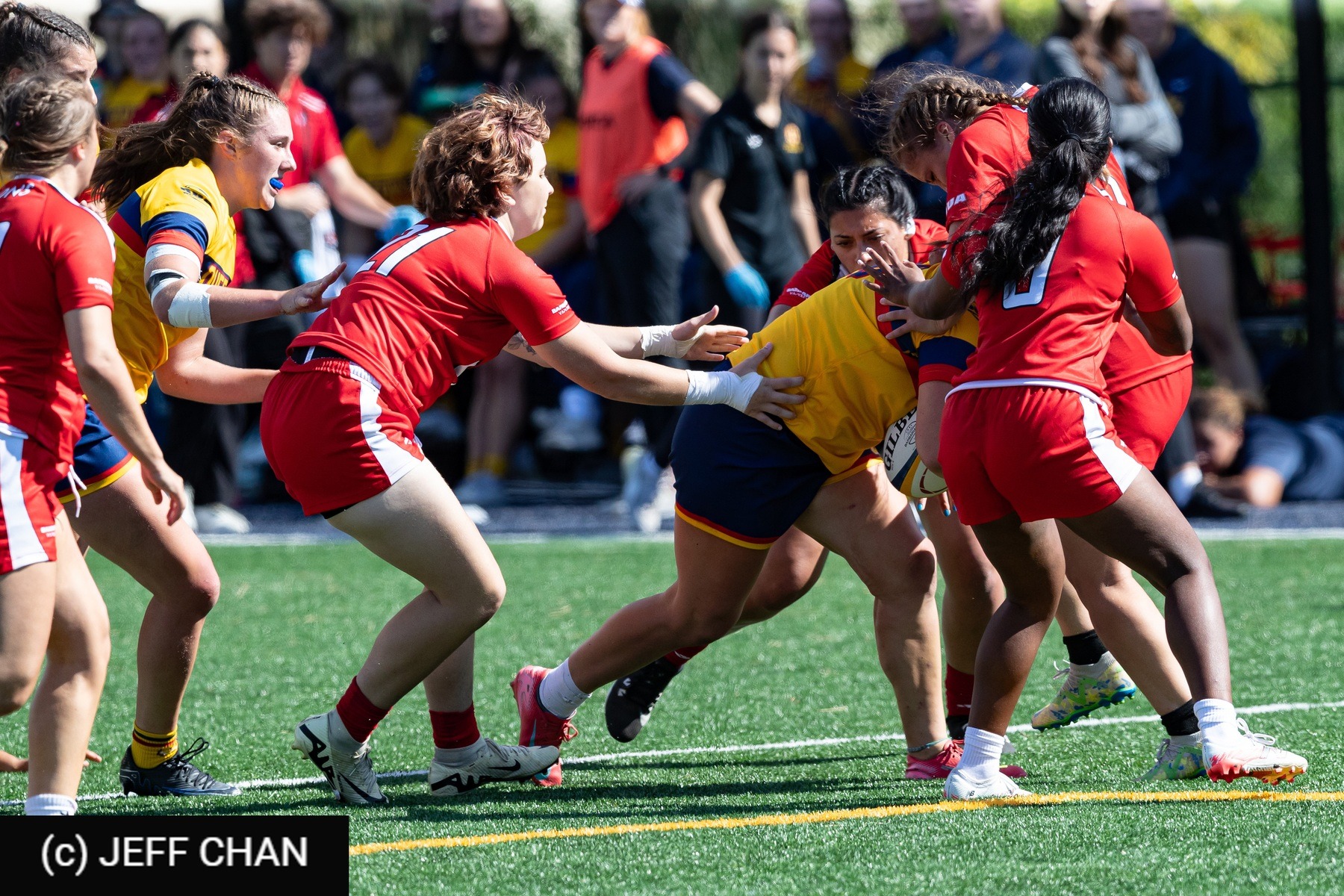  Queen's University - York University - Rugby - OUA 2025 Queen's (W) vs York (#OUW25QWYO09) Photo by: Jeff Chan | Siuxy Sports 2025-09-06