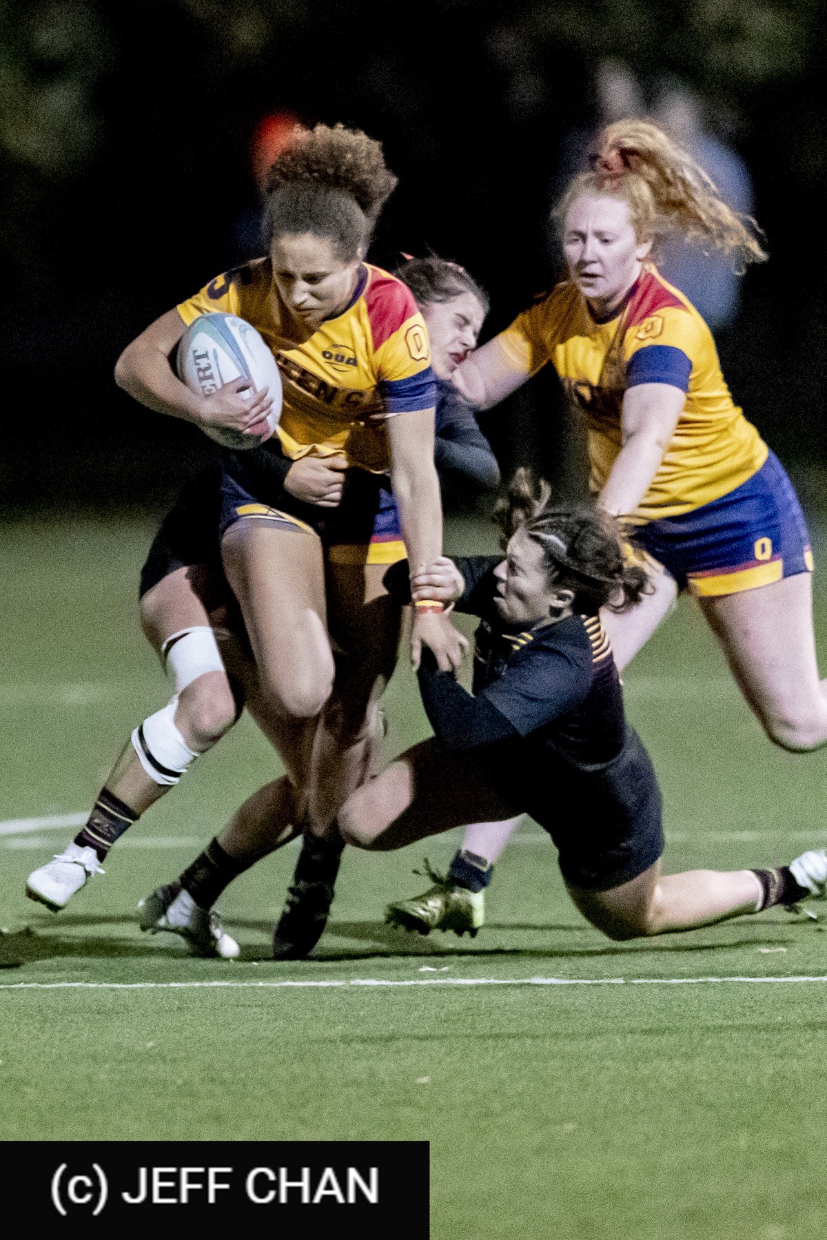  Queen's University - University of Guelph - Rugby - OUA 2022 Queen's (W) vs Guelph Champions (#OUW22QWGU10) Photo by: Jeff Chan | Siuxy Sports 2022-10-28