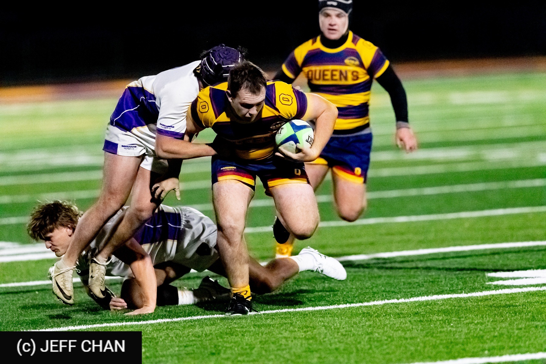  Queen's University - Wilfrid Laurier University - Rugby - OUA 2025 Queen's vs Laurier (#OUA25QULA10) Photo by: Jeff Chan | Siuxy Sports 2025-10-31