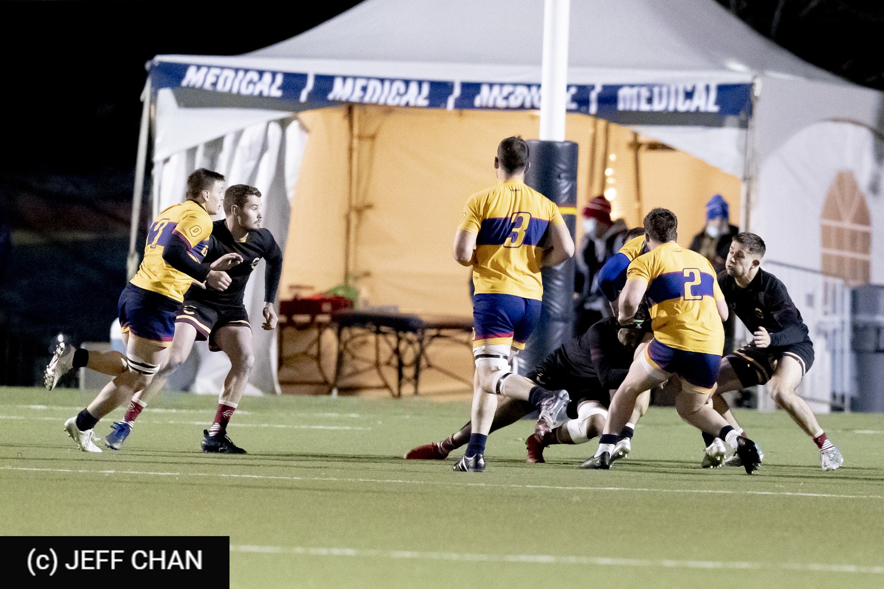  Queen's University - Université Concordia - Rugby - CANUMENS 2021 - Queen's U vs Concordia U - by Jeff Chan (#CANUMENS2104) Photo by: Jeff Chan | Siuxy Sports 2021-11-24