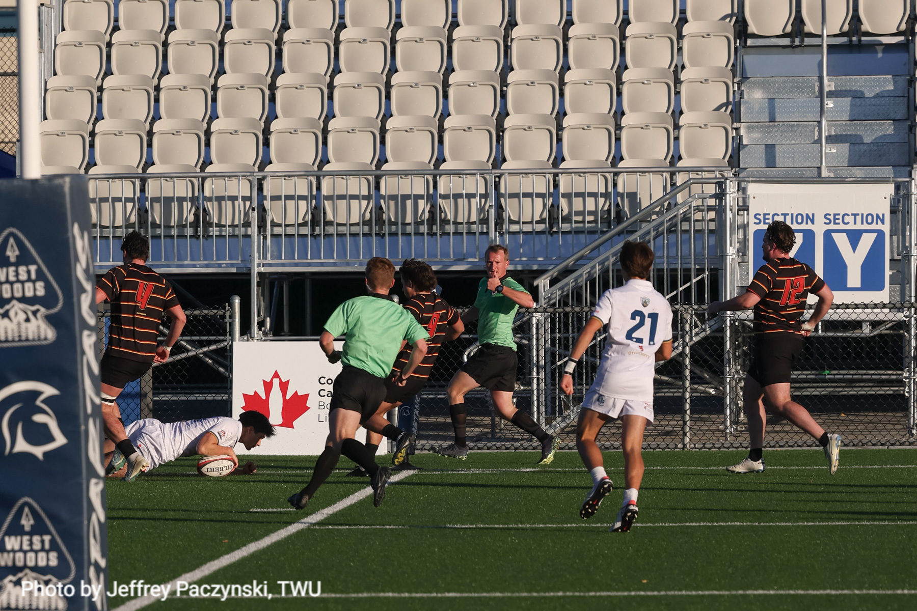  Trinity Western University - University of Calgary - Rugby - CANUMENS 2023 - Semi final - Trinity W vs Calgary U by Jeff Chan (#CANUMENS2308) Photo by: Jeff Chan | Siuxy Sports 2023-11-17