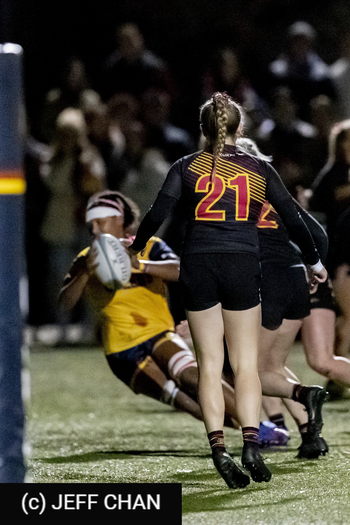  Queen's University - University of Guelph - Rugby - OUA 2022 Queen's (W) vs Guelph Champions (#OUW22QWGU10) Photo by: Jeff Chan | Siuxy Sports 2022-10-28