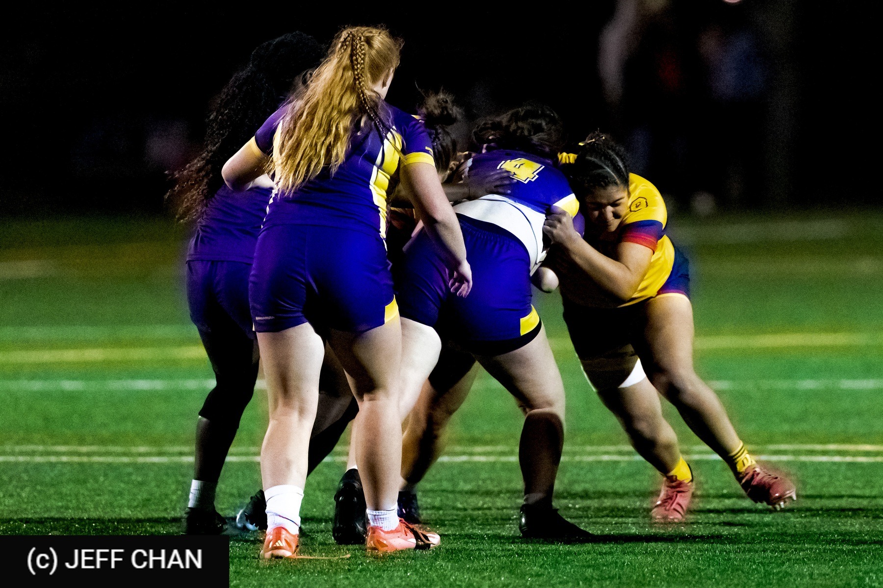  Queen's University - Wilfrid Laurier University - Rugby - OUA 2025 Queen's (W) vs Laurier (#OUW25QWLA10) Photo by: Jeff Chan | Siuxy Sports 2025-10-17