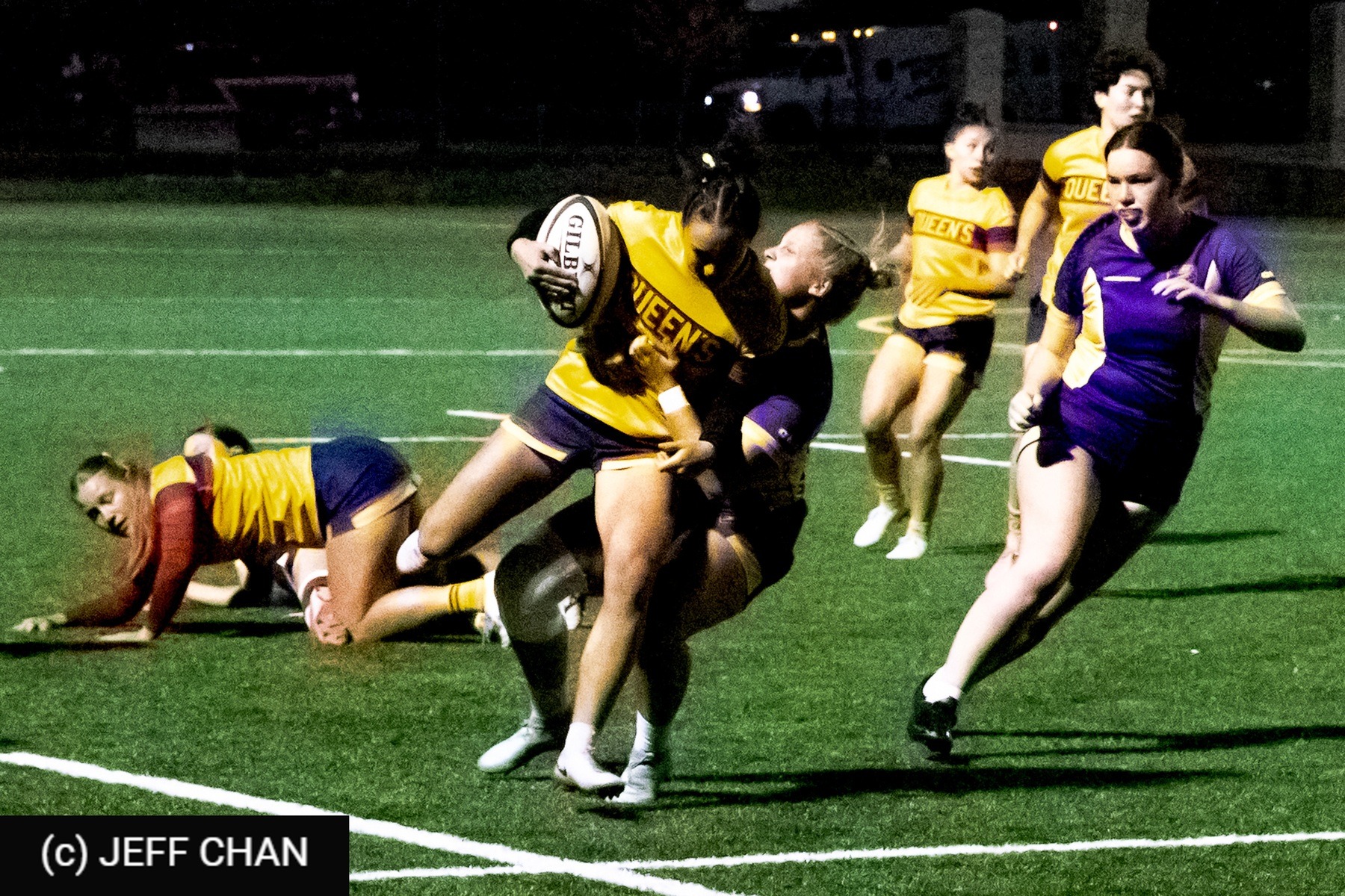  Queen's University - Wilfrid Laurier University - Rugby - OUA 2025 Queen's (W) vs Laurier (#OUW25QWLA10) Photo by: Jeff Chan | Siuxy Sports 2025-10-17