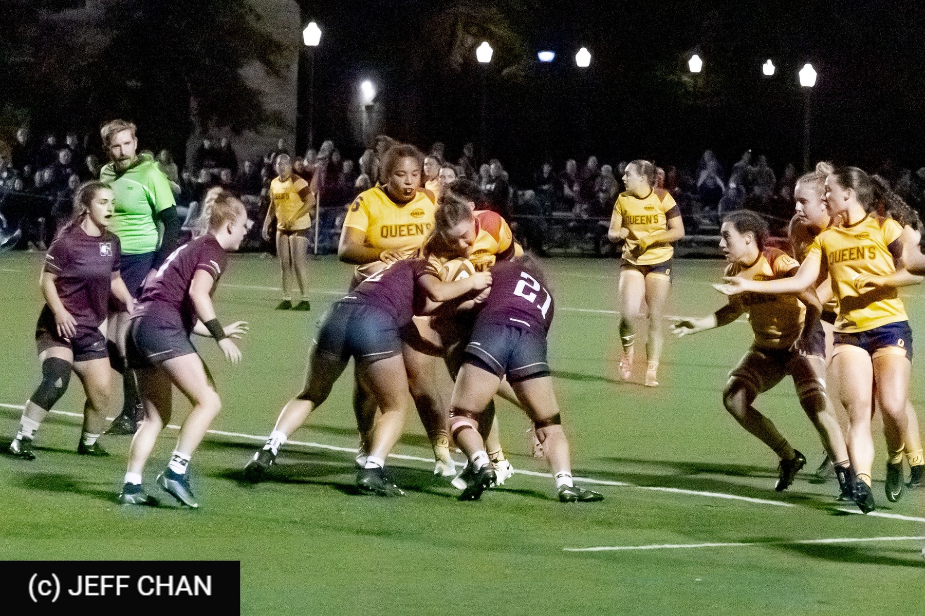  Queen's University - McMaster University - Rugby - OUA 2024 Queen's (W) vs McMaster (#OUW24QWMC10) Photo by: Jeff Chan | Siuxy Sports 2024-10-05
