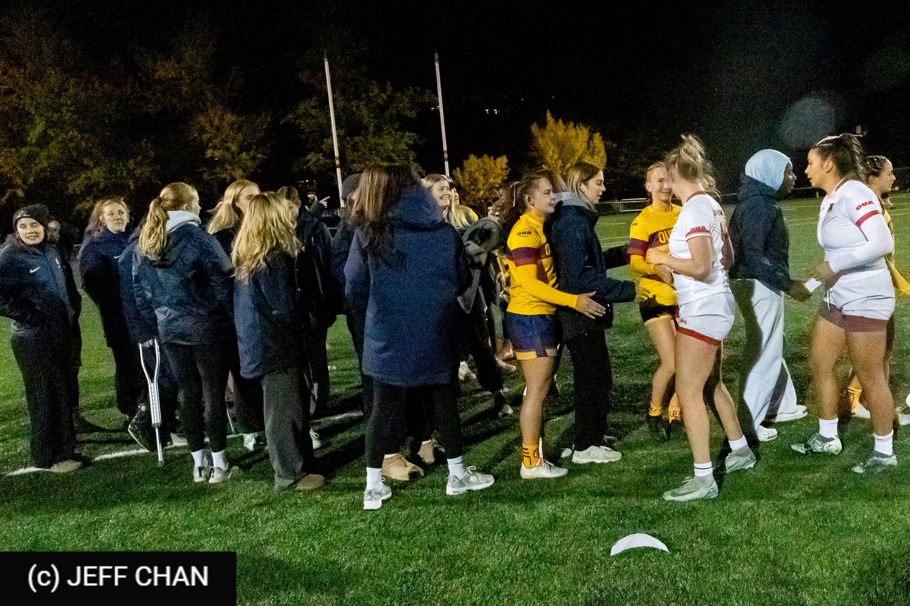  Queen's University - University of Guelph - Rugby - OUA 2025 Queen's (W) vs Guelph (#OUW25QWGU10) Photo by: Jeff Chan | Siuxy Sports 2025-10-24