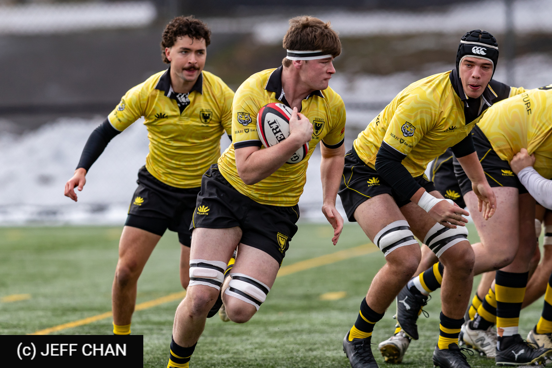 Sean CONROY -  Queen's University - Dalhousie University - Rugby - CANUMENS 2025 - Queen's University vs Dalhousie University - Game#5 by Jeff Chan (#CANUMENS2575) Photo by: Jeff Chan | Siuxy Sports 2025-11-14