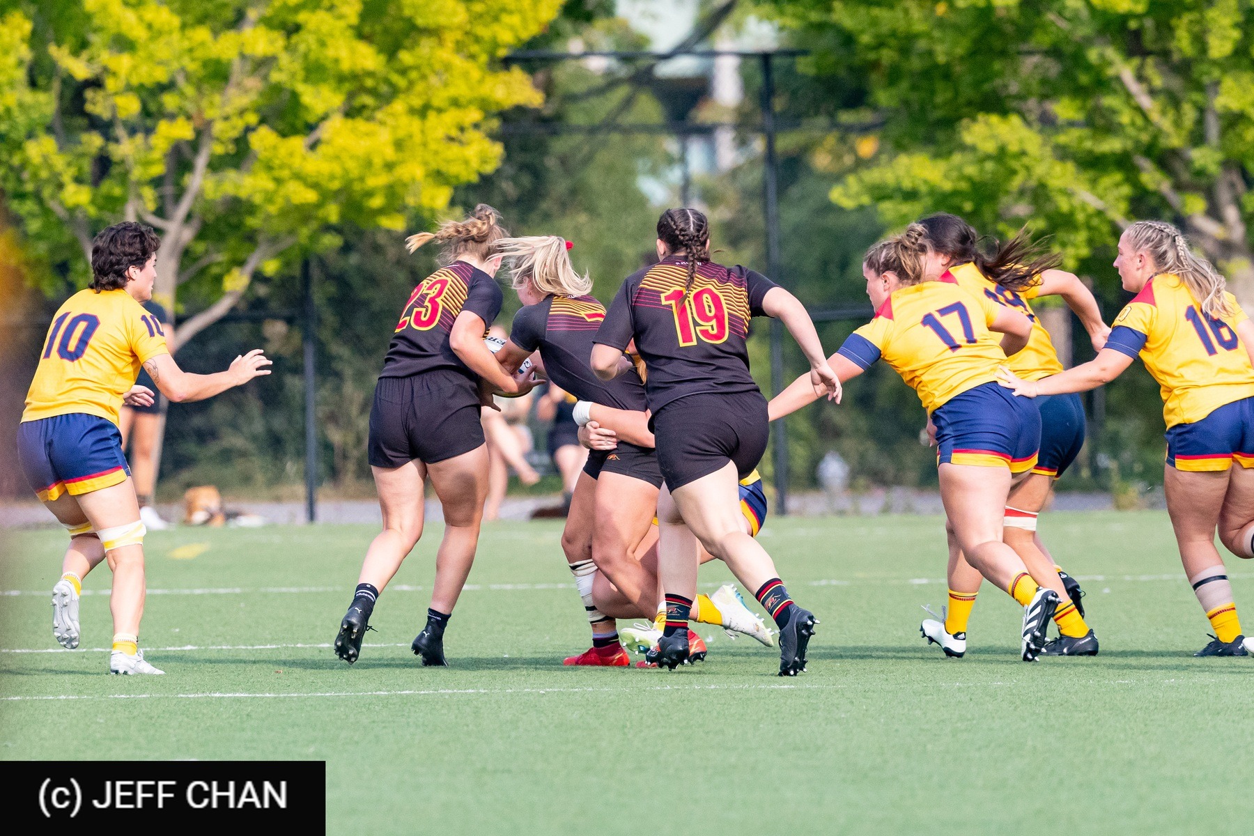  Queen's University - University of Guelph - Rugby - OUA 2023 Queen's (W) vs Guelph (#OUW23QWGU09) Photo by: Jeff Chan | Siuxy Sports 2023-09-23