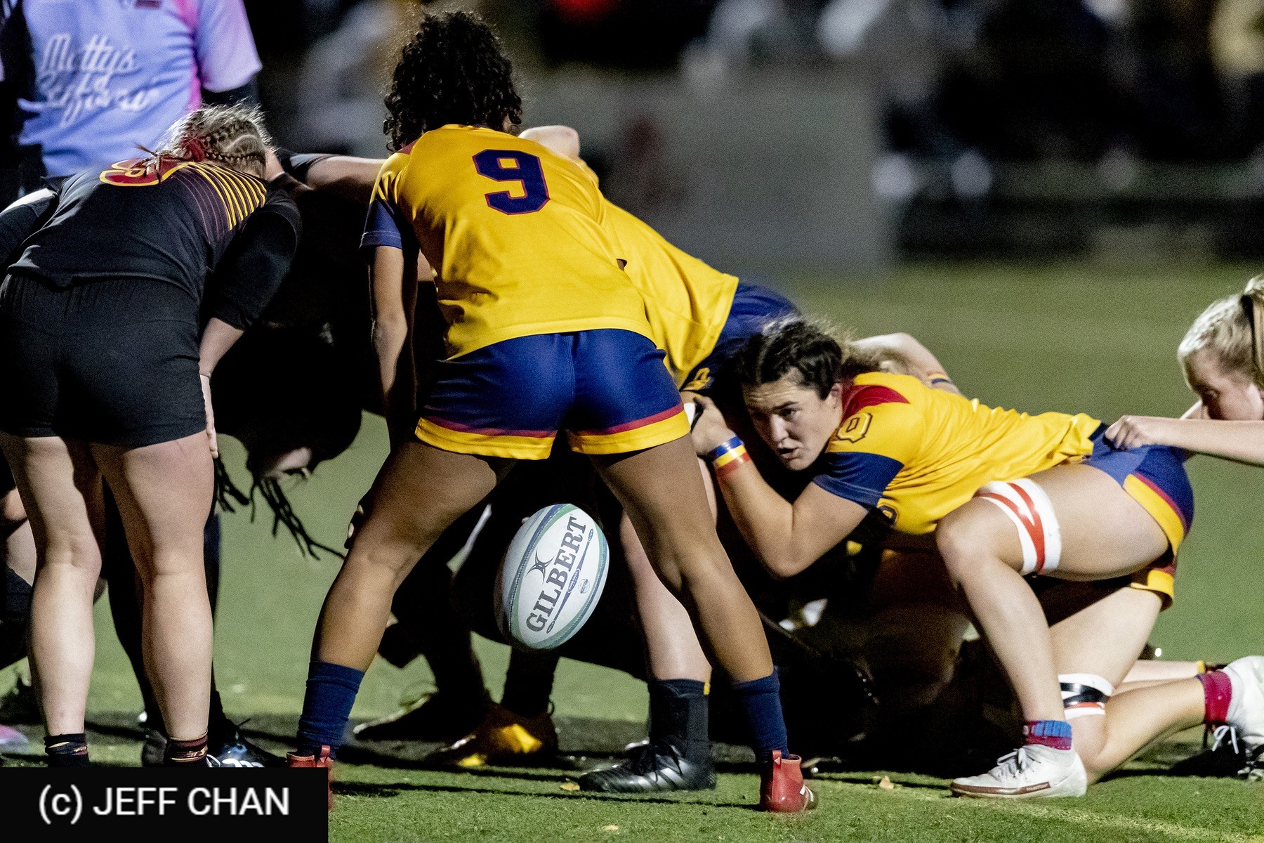  Queen's University - University of Guelph - Rugby - OUA 2022 Queen's (W) vs Guelph Champions (#OUW22QWGU10) Photo by: Jeff Chan | Siuxy Sports 2022-10-28