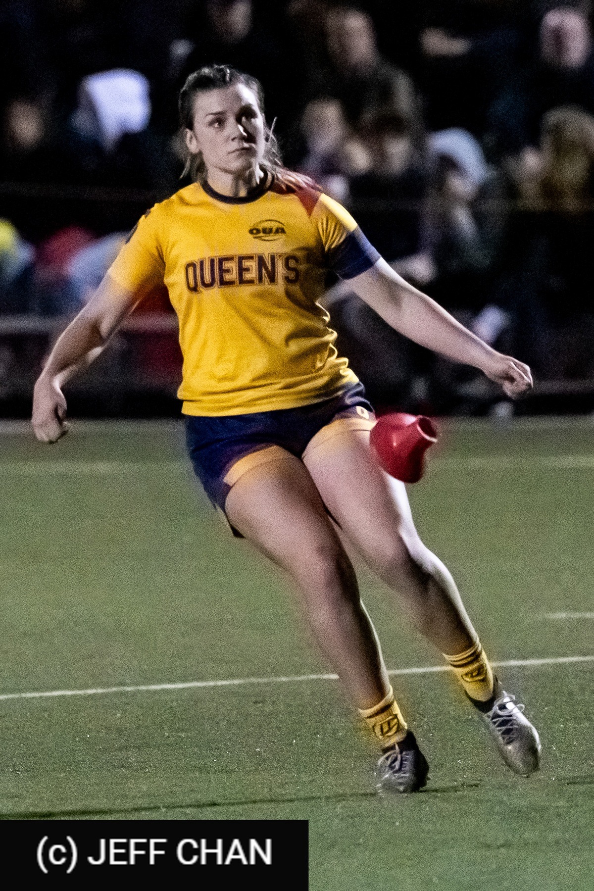  Queen's University - University of Western Ontario - Rugby - OUA 2024 Queen's (W) vs Western (#OUW24QWWE10) Photo by: Jeff Chan | Siuxy Sports 2024-10-18
