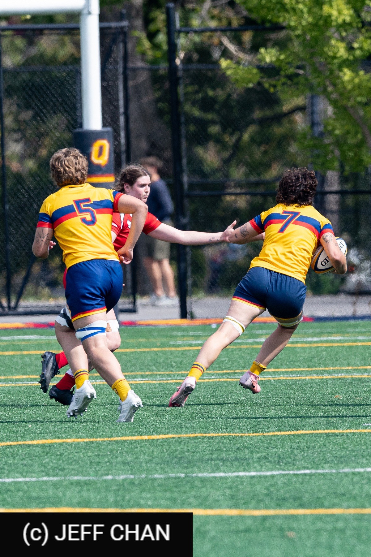  Queen's University - York University - Rugby - OUA 2025 Queen's (W) vs York (#OUW25QWYO09) Photo by: Jeff Chan | Siuxy Sports 2025-09-06