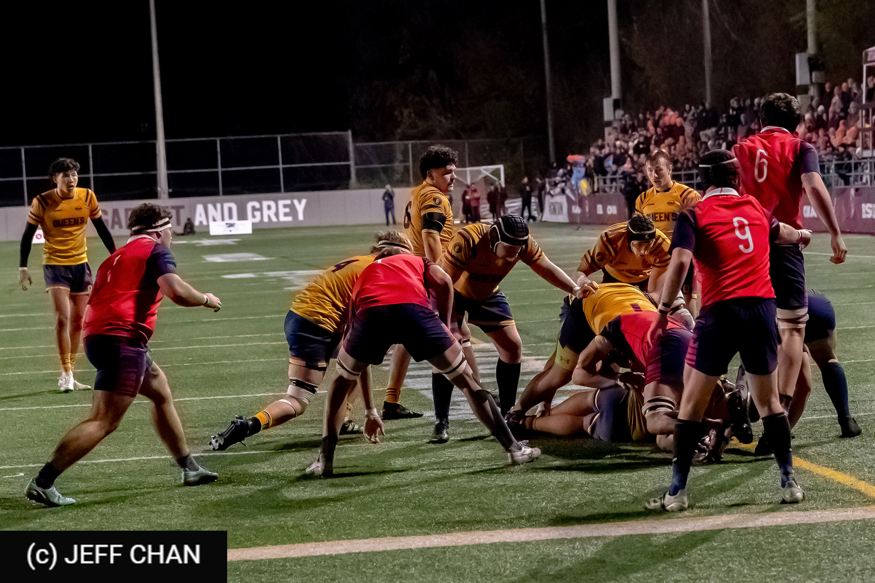  ÉTS (École de technologie supérieure) - Queen's University - Rugby - CANUMENS 2024 - Final - ETS vs Queen's by Jeff Chan (#CANUMENS2412) Photo by: Jeff Chan | Siuxy Sports 2024-11-17