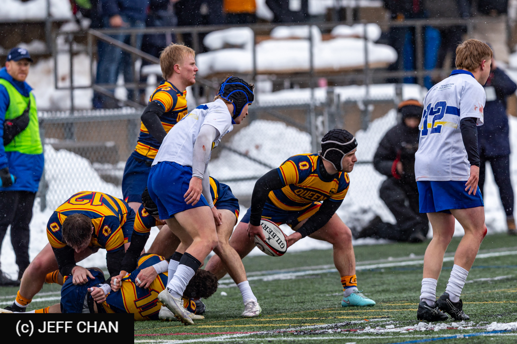  Queen's University - University of Victoria - Rugby - CANUMENS 2025 - Queen's University vs University of Victoria - Game#1 by Jeff Chan (#CANUMENS2581) Photo by: Jeff Chan | Siuxy Sports 2025-11-12