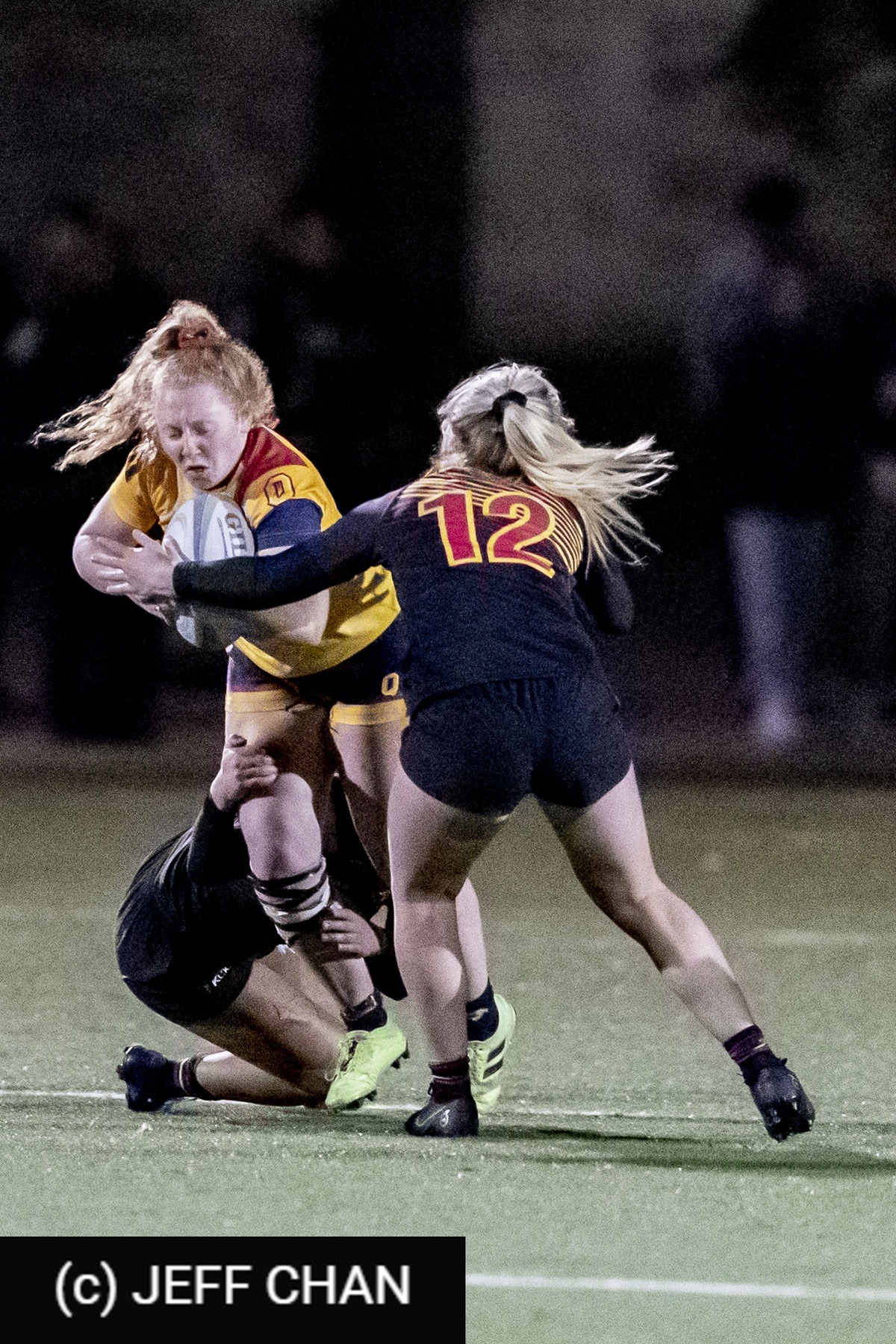  Queen's University - University of Guelph - Rugby - OUA 2022 Queen's (W) vs Guelph Champions (#OUW22QWGU10) Photo by: Jeff Chan | Siuxy Sports 2022-10-28