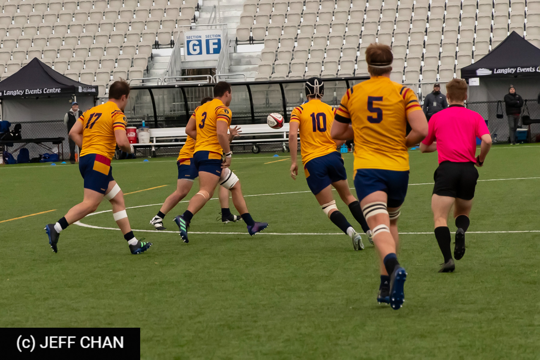  Queen's University - University of Victoria - Rugby - CANUMENS 2023 - Quarter final - Queen's vs UVic by Jeff Chan (#CANUMENS2301) Photo by: Jeff Chan | Siuxy Sports 2023-11-15