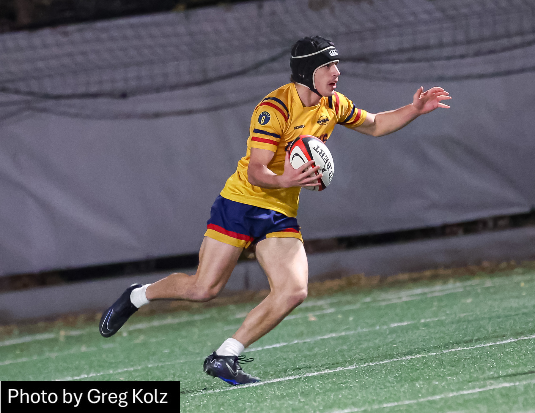  ÉTS (École de technologie supérieure) - Queen's University - Rugby - CANUMENS 2024 - Final - ETS vs Queen's by Greg Kolz (#CANUMENS2413) Photo by: Greg Kolz | Siuxy Sports 2024-11-17