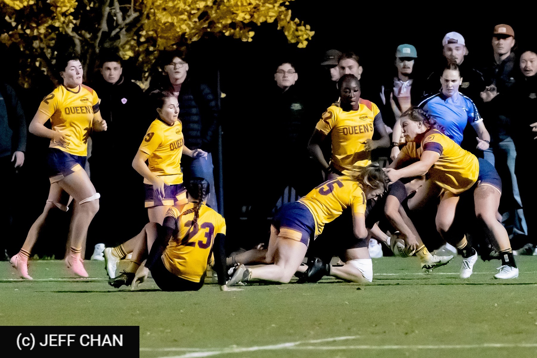  Queen's University - University of Guelph - Rugby - OUA 2024 Queen's (W) vs Guelph (#OUW24QWGU10) Photo by: Jeff Chan | Siuxy Sports 2024-10-25