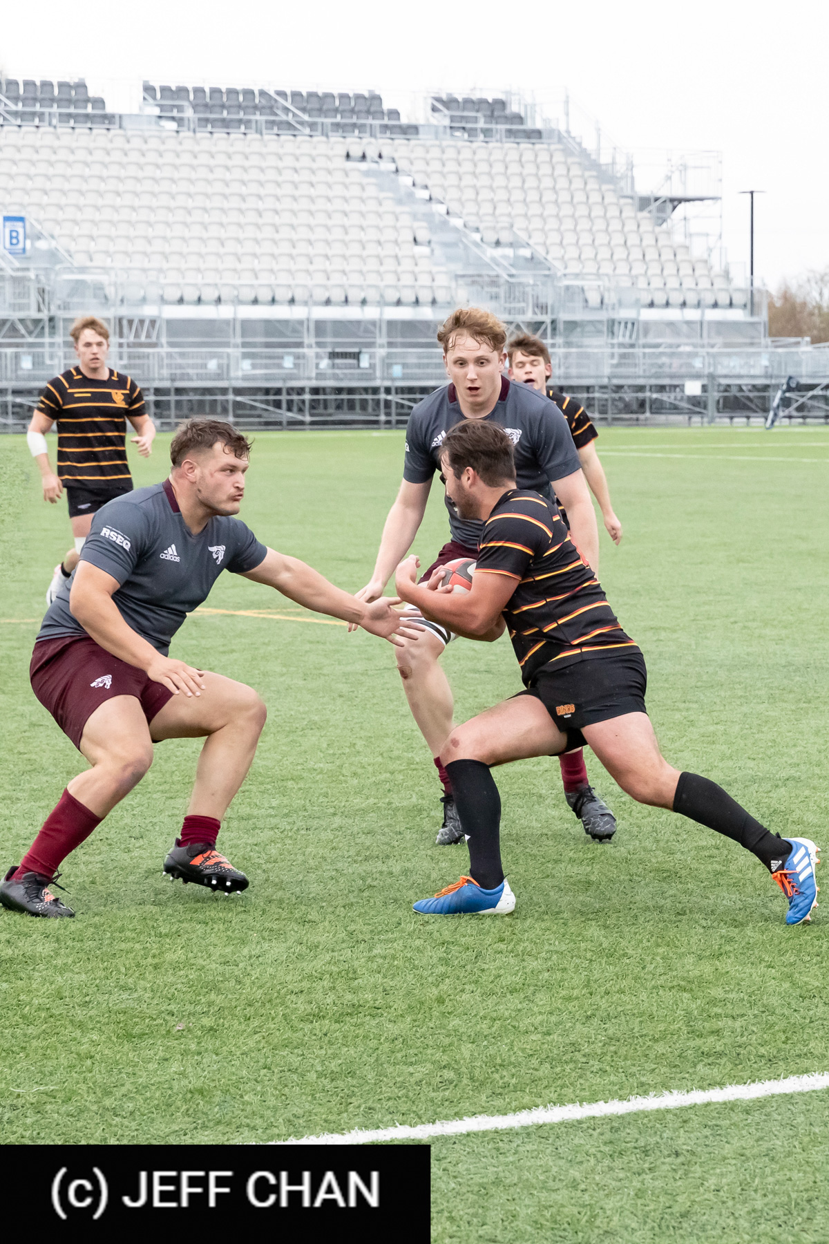 Logan HARRIS - Max THERRIEN -  Université Ottawa - University of Calgary - Rugby - CANUMENS 2023 - Ottawa vs Calgary by Jeff Chan (#CANUMENS2310) Photo by: Jeff Chan | Siuxy Sports 2023-11-19