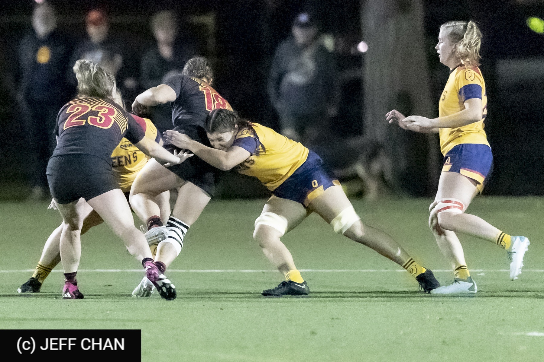  Queen's University - University of Guelph - Rugby - OUA 2023 Queen's (W) vs Guelph Final (#OUW23QWGU10) Photo by: Jeff Chan | Siuxy Sports 2023-10-27