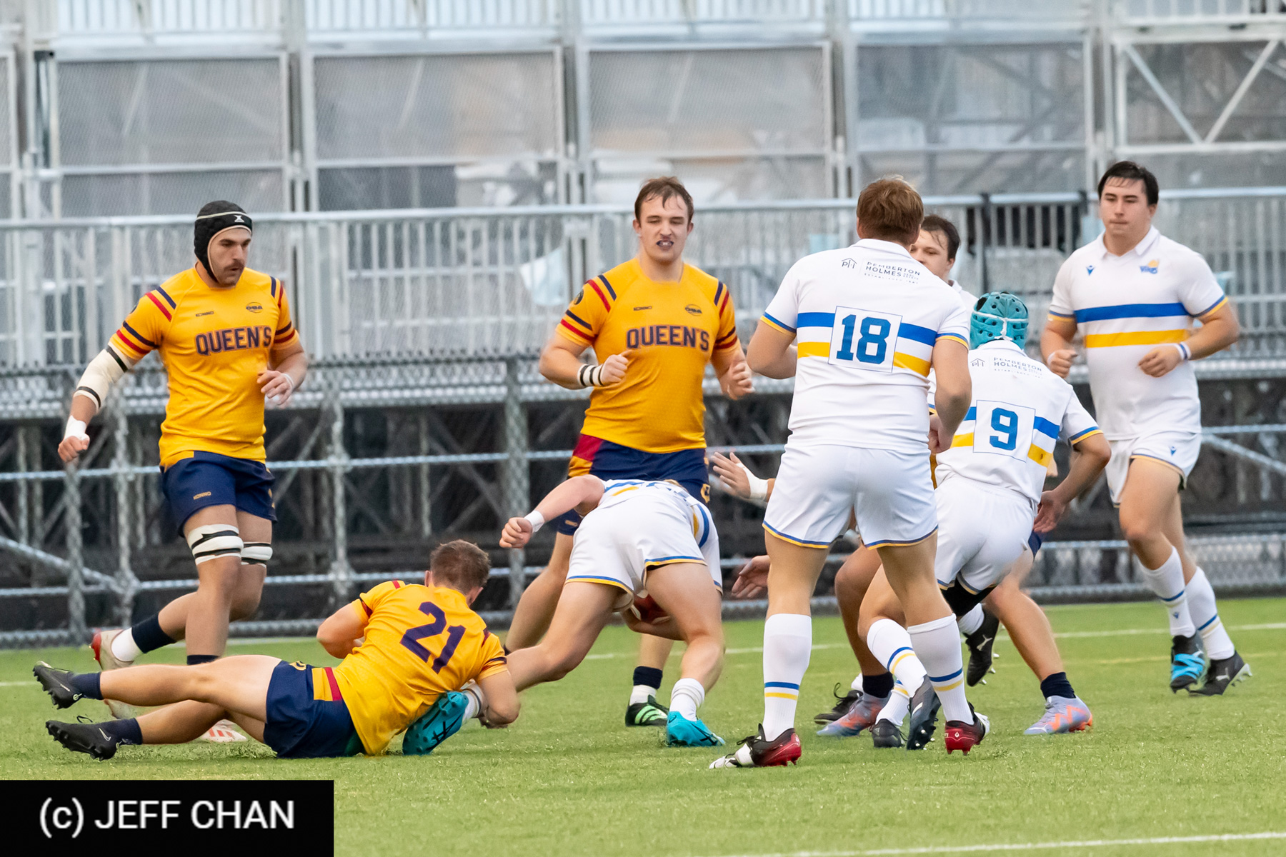 Brendan KIM - Charles KNAPP DICK -  Queen's University - University of Victoria - Rugby - CANUMENS 2023 - Quarter final - Queen's vs UVic by Jeff Chan (#CANUMENS2301) Photo by: Jeff Chan | Siuxy Sports 2023-11-15