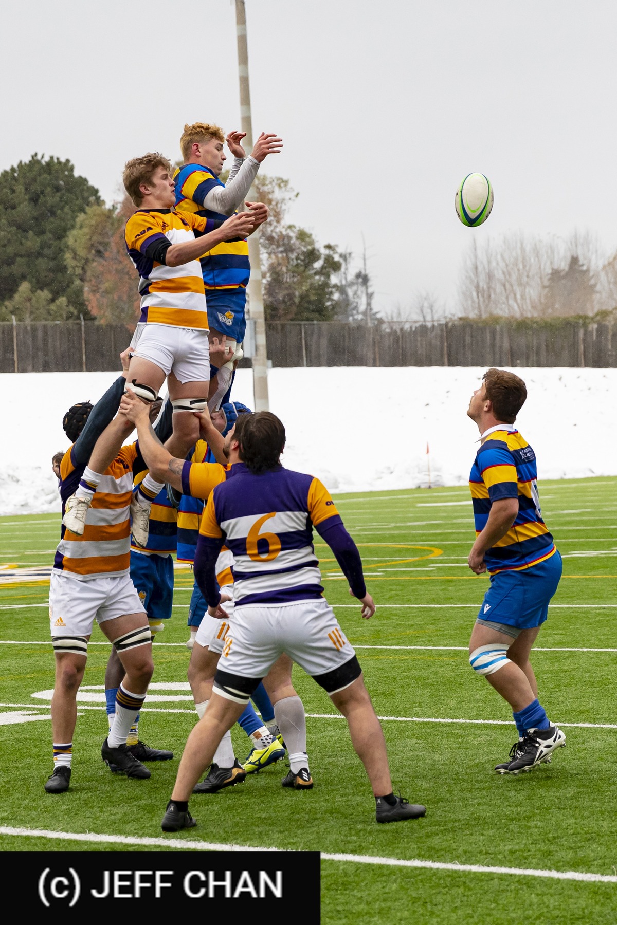  University of Victoria - Wilfrid Laurier University - Rugby - CANUMENS 2022 - U Victoria vs W Laurier U -  by Jeff Chan (#CANUMENS2208) Photo by: Jeff Chan | Siuxy Sports 2022-12-02