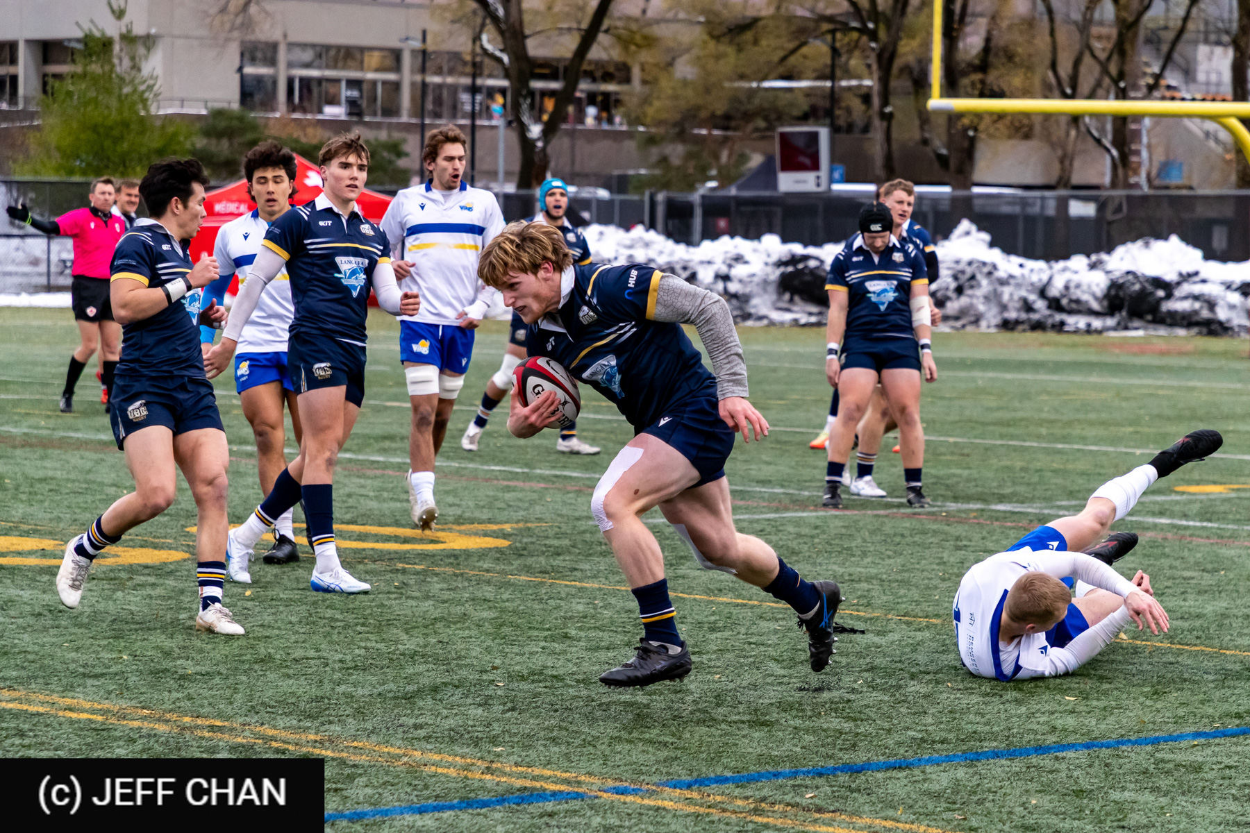  University of British Columbia - University of Victoria - Rugby - CANUMENS 2025 -University of British Columbia vs University of Victoria - Game#11 by Jeff Chan (#CANUMENS2561) Photo by: Jeff Chan | Siuxy Sports 2025-11-16