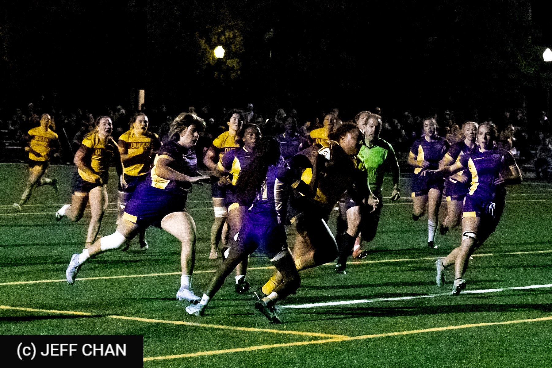 Queen's University - Wilfrid Laurier University - Rugby - OUA 2025 Queen's (W) vs Laurier (#OUW25QWLA10) Photo by: Jeff Chan | Siuxy Sports 2025-10-17