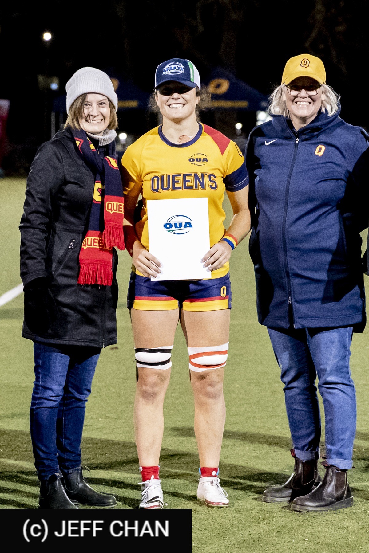  Queen's University - University of Guelph - Rugby - OUA 2022 Queen's (W) vs Guelph Champions (#OUW22QWGU10) Photo by: Jeff Chan | Siuxy Sports 2022-10-28