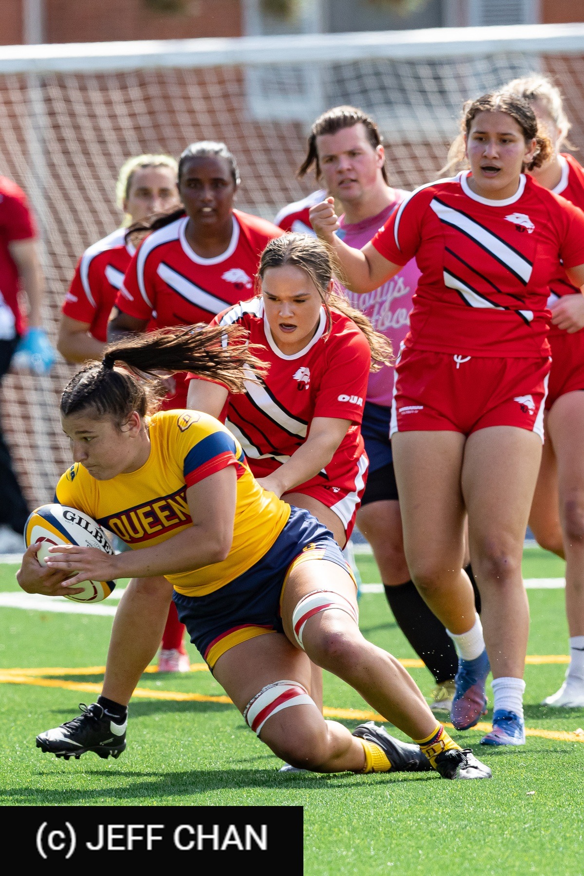  Queen's University - York University - Rugby - OUA 2025 Queen's (W) vs York (#OUW25QWYO09) Photo by: Jeff Chan | Siuxy Sports 2025-09-06